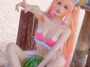 【COS正片】coser@阿包也是兔娘-小林家的龙女仆cos托尔泳装