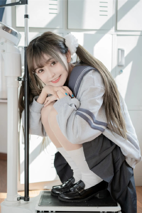 云知笑-80套JK制服福利cos写真摄影作品合集